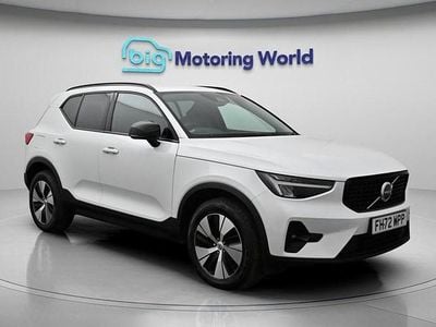 Used Volvo XC40 Plus 211 HP (155 kW) 2023 White SUV