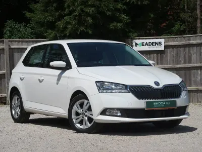 Used Skoda Fabia SE 58 HP (42 kW) 2020 Candy white Hatchback