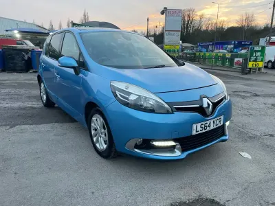 Used Renault Scénic Dynamique 2014 Blue MPV