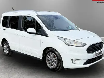 Used Ford Tourneo Connect Titanium 120 HP (88 kW) 2021 White MPV