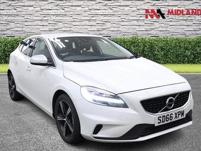 Used Volvo V40 R-Design 120 HP (88 kW) 2016 White Hatchback