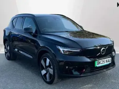 Usado Volvo EX40 Ultra 295 kW (402 HP) 2025 SUV