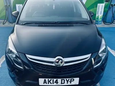 Used Vauxhall Zafira SRi 2014 Black MPV