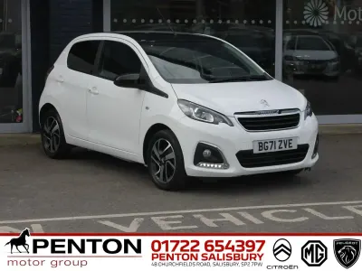 Used Peugeot 108 Allure 72 HP (52 kW) 2021 White Hatchback