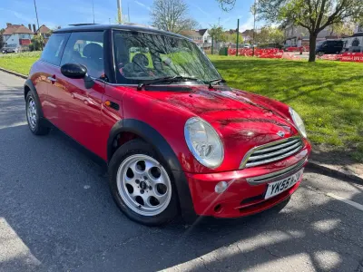 Usado Mini Cooper Hatch 2005 Rojo Utilitario