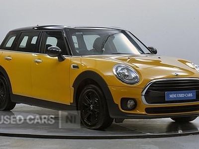 Used Mini Cooper Clubman 134 HP (98 kW) 2017 Orange Estate