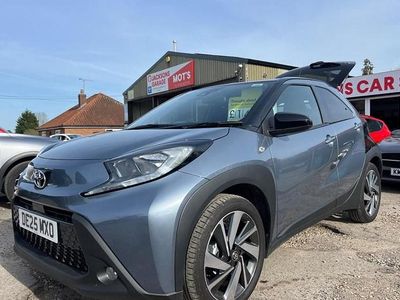 New Toyota Aygo X 72 HP (52 kW) 2025 Grey SUV