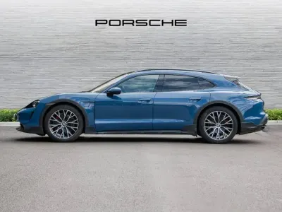 Used Porsche Taycan Cross Turismo 419 kW (571 HP) 2022 Blue Estate