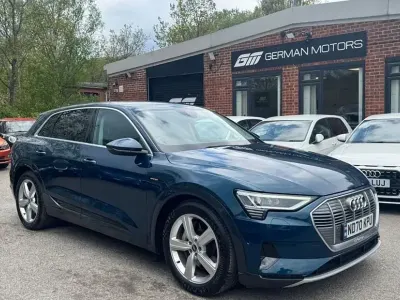 Używany Audi e-tron Design 230 kW (313 KM) 2020 Niebieski SUV
