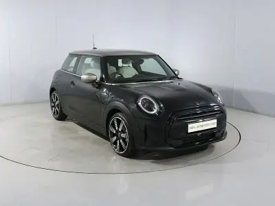 Used Mini Cooper Exclusive 134 HP (98 kW) 2022 Black Hatchback