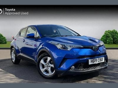 Second-hand Toyota C-HR 122 CP (89 kW) 2019 Albastru SUV