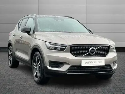 Used Volvo XC40 R-Design 161 HP (118 kW) 2022 SUV