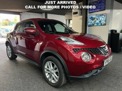 Gebraucht Nissan Juke N-Connecta 117 PS (86 kW) 2016 Rot SUV