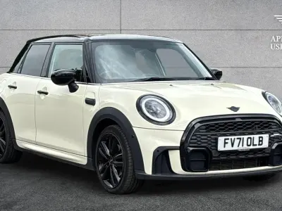Usado Mini Cooper Hatch 136 CV (100 kW) 2021 Blanco Utilitario
