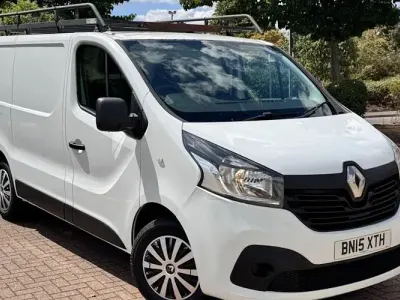 Used Renault Trafic Business 114 HP (83 kW) 2015 White MPV