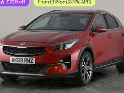 Usado Kia XCeed 140 HP (102 kW) 2020 Vermelho SUV