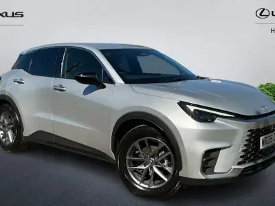 Usado Lexus LBX 136 CV (100 kW) 2026 SUV