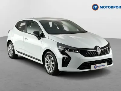 Used Renault Clio Evolution 90 HP (66 kW) 2024 White Hatchback