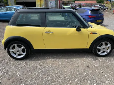 Used Mini Cooper Hatch 2002 Yellow Hatchback