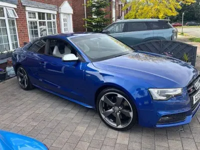 Used Audi S5 Black Edition 333 HP (244 kW) 2015 Blue Coupe