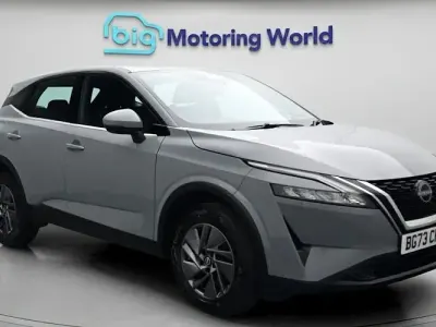 Used Nissan Qashqai Acenta Premium 140 HP (102 kW) 2023 Grey SUV
