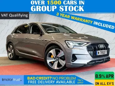 Usado Audi e-tron Comfort 300 kW (408 CV) 2020 Gris SUV