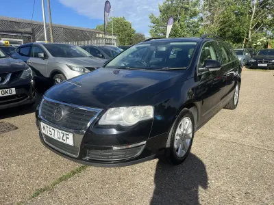 Used VW Passat SE 140 HP (102 kW) 2007 Black Estate
