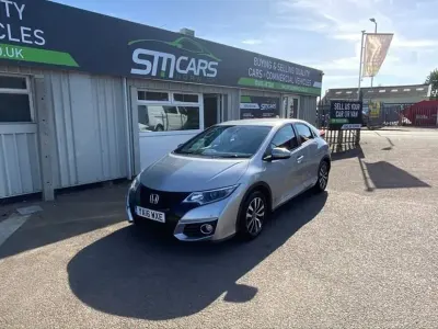 Used Honda Civic SE Plus 120 HP (88 kW) 2016 Silver Hatchback