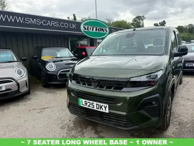 Used Peugeot e-Rifter Allure 100 kW (136 HP) 2025 Green MPV