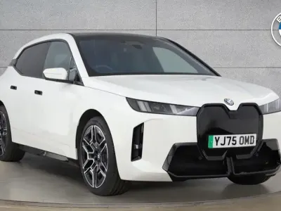 Usado BMW iX M Sport 394 kW (537 HP) 2025 Branco SUV
