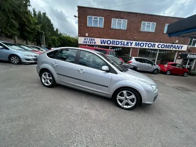 Used Ford Focus Sport 116 HP (85 kW) 2007 Metallic silver Hatchback