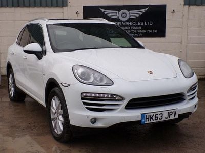 Used Porsche Cayenne 245 HP (180 kW) 2013 White SUV