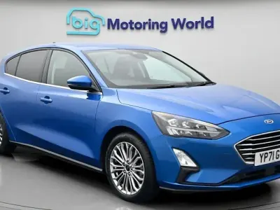 Used Ford Focus Titanium X 155 HP (114 kW) 2021 Blue Hatchback