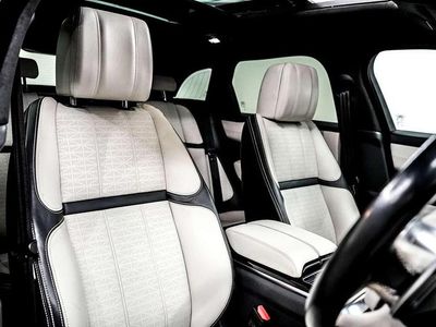Used Land Rover Range Rover Velar First Edition 300 HP (220 kW) 2017 Silver SUV