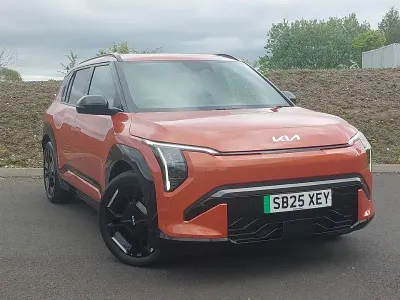 Begagnad Kia EV3 GT-Line 147 kW (201 HK) 2025 Orange SUV