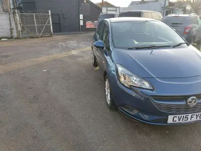 Używany Vauxhall Corsa 2015 Niebieski Hatchback