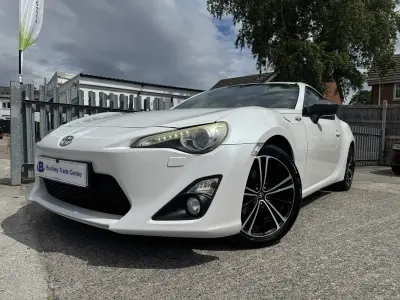 Used Toyota GT86 GT 197 HP (144 kW) 2013 White Coupe