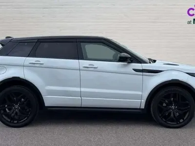 Used Land Rover Range Rover evoque HSE Dynamic 180 HP (132 kW) 2017 White SUV