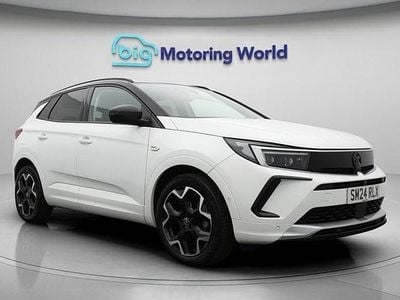 Used Vauxhall Grandland X Ultimate 130 HP (95 kW) 2024 White SUV
