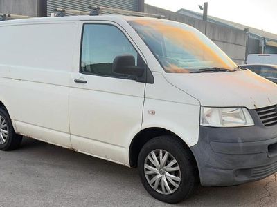 Used VW Transporter 84 HP (61 kW) 2008 White Van