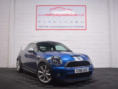 Usado Mini Cooper S Coupé 184 CV (135 kW) 2011 Azul Coupe