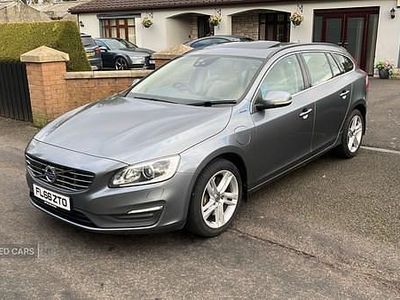 Grey Used 2016 Volvo V60 SE Estate | £5,595 (Expensive)