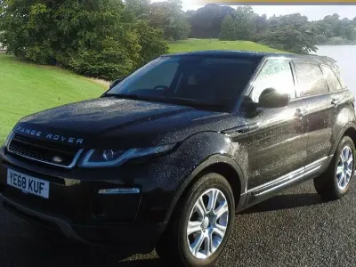 Used Land Rover Range Rover evoque SE 240 HP (176 kW) 2018 Hatchback