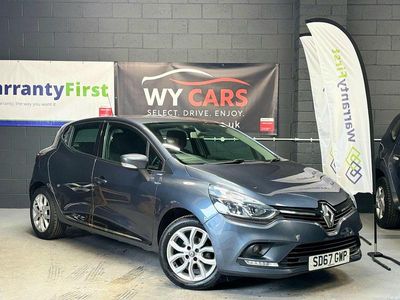 Used Renault Clio IV Dynamique 74 HP (54 kW) 2017 Grey Hatchback