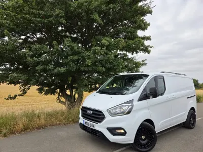 Used Ford Transit Custom Limited 2019 White Van
