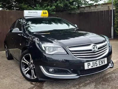 Used Vauxhall Insignia Edition 140 HP (102 kW) 2015 Black Hatchback