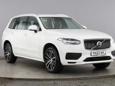 Used Volvo XC90 Momentum 235 HP (172 kW) 2022 SUV