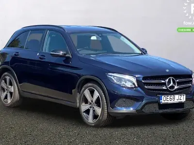 Used Mercedes GLC220 Urban 170 HP (125 kW) 2019 Blue SUV