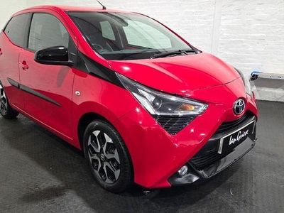 Used Toyota Aygo Trend 72 HP (52 kW) 2019 Red Hatchback