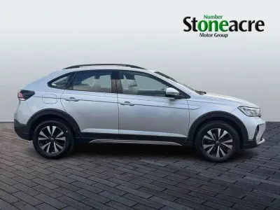 Usado VW Taigo Life 110 CV (80 kW) 2023 Plateado SUV